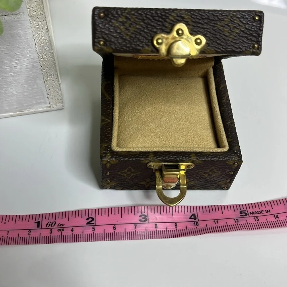LOUIS VUITTON MINI MONOGRAM TRUNK - Picture 8 of 11